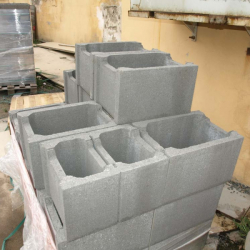 Concrete formwork blocks
